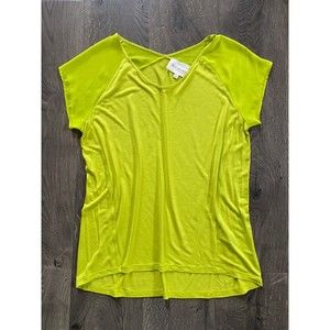 Vince Camuto Two Lime Green Chiffon Short Sleeve Scoop V Neck Rayon Top Blouse M